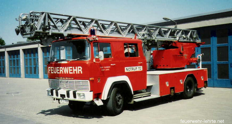 Feuerwehr Lehrte - DLK 23 12 alt