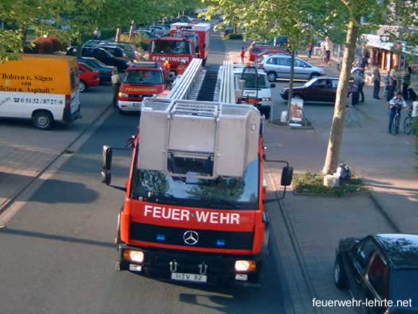 Nr. 96 am 15.6.2005 um 19:05 Uhr 2 Feuerwehr Lehrte - 2005 096 2