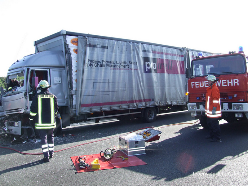 Feuerwehr Lehrte - 114 VU 005