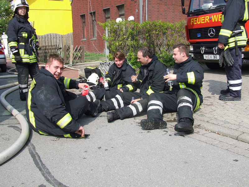 Nr. 090 am 09.05.2010 um 09:48 Uhr 8 Feuerwehr Lehrte - 089 004