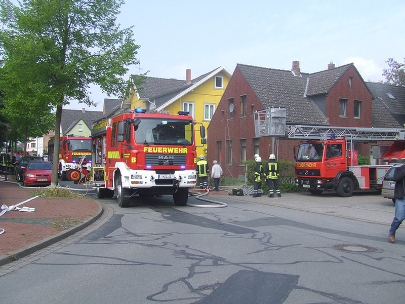 Nr. 090 am 09.05.2010 um 09:48 Uhr 10 Feuerwehr Lehrte - 089 006