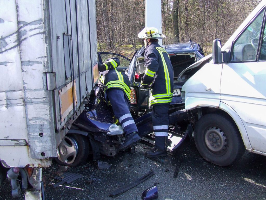 Feuerwehr Lehrte - 20080312 035 5322