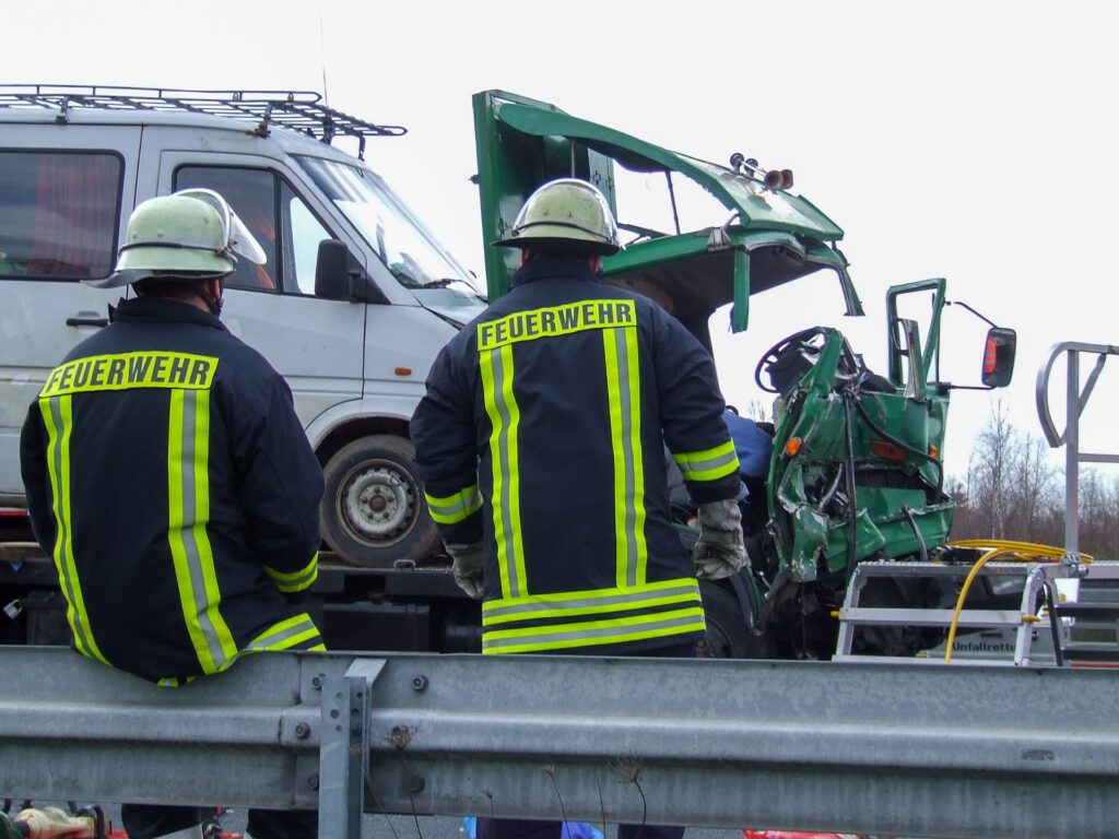 Feuerwehr Lehrte - 20080312 036 5373