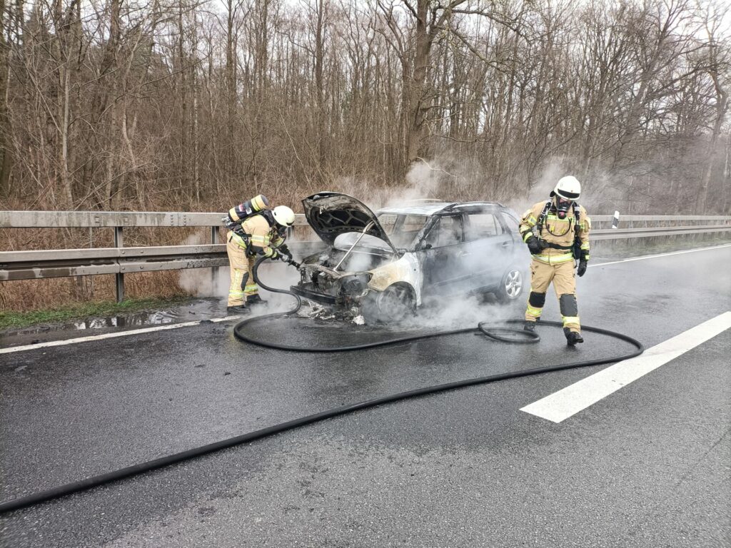 Feuerwehr Lehrte - 20240315 ba1 2