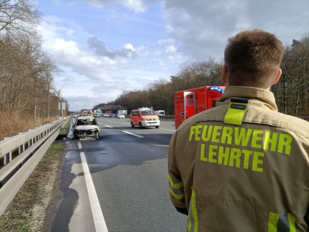 Feuerwehr Lehrte - 20240315 ba1 5