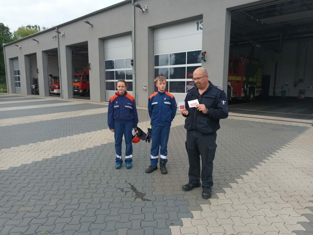 Feuerwehr Lehrte - 20240603 jf ausbildungsdienst tic tac to 3