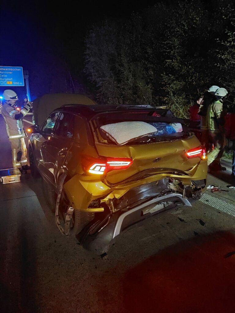 Feuerwehr Lehrte - 20241017 192645