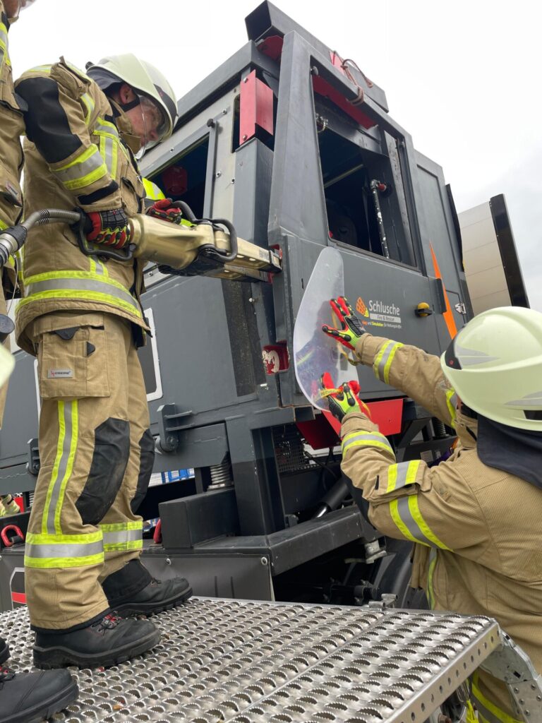 Feuerwehr Lehrte - IMG 20241116 WA0025