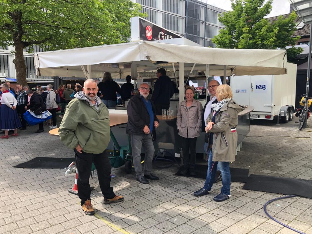 Stadtfest Lehrte 2025: Feuerwehr Lehrte trotz durchwachsenen Wetters präsent 4 Feuerwehr Lehrte - WhatsApp Bild 2025 05 25 um 16.29.22 bc5e8df9