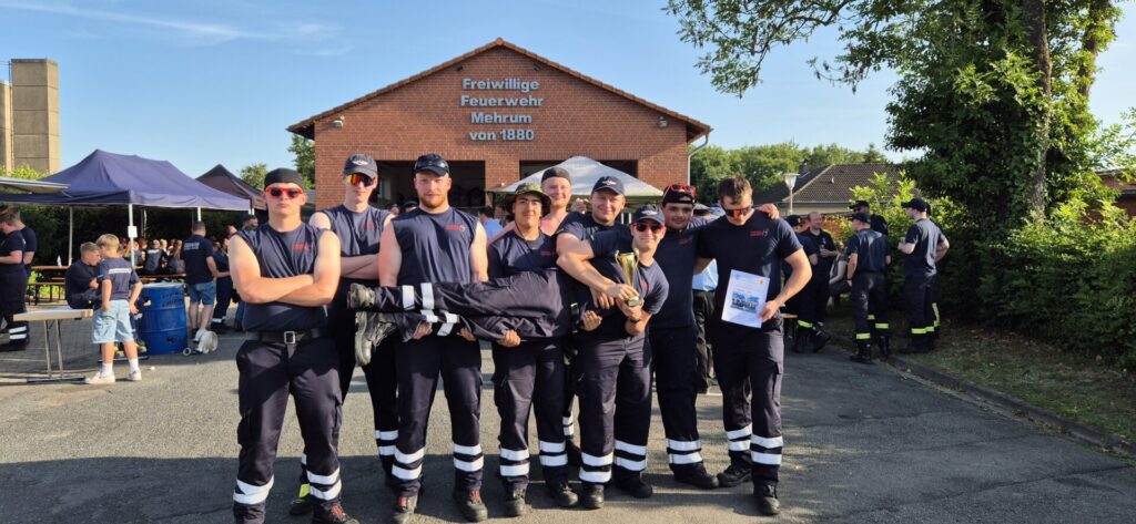 Feuerwehr Lehrte - 20250621 185912
