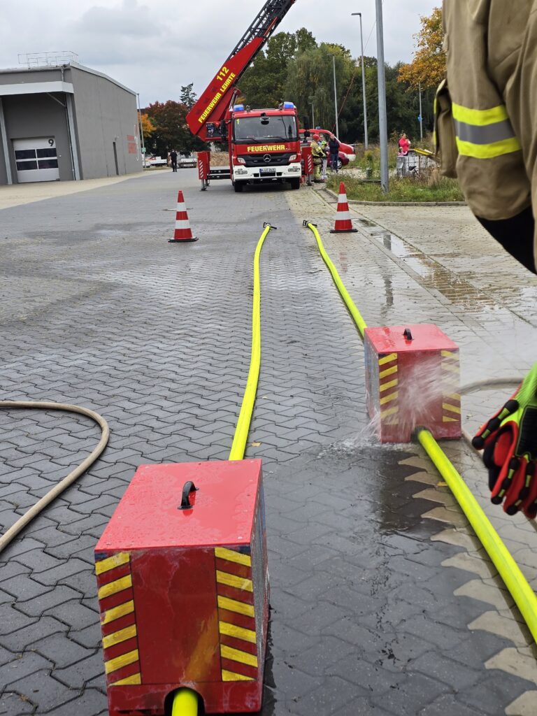 O’zapft is! – Das erste Oktoberfest der Feuerwehr Lehrte war ein voller Erfolg 2 Feuerwehr Lehrte - 20251011 155638