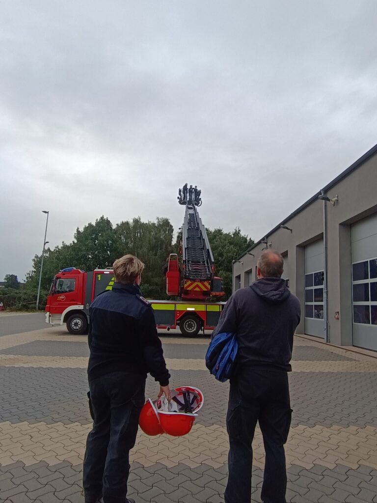 Ein großer Schritt: Vier Mitglieder der Kinderfeuerwehr wechseln in die Jugendfeuerwehr 1 Feuerwehr Lehrte - IMG 20250917 WA0033