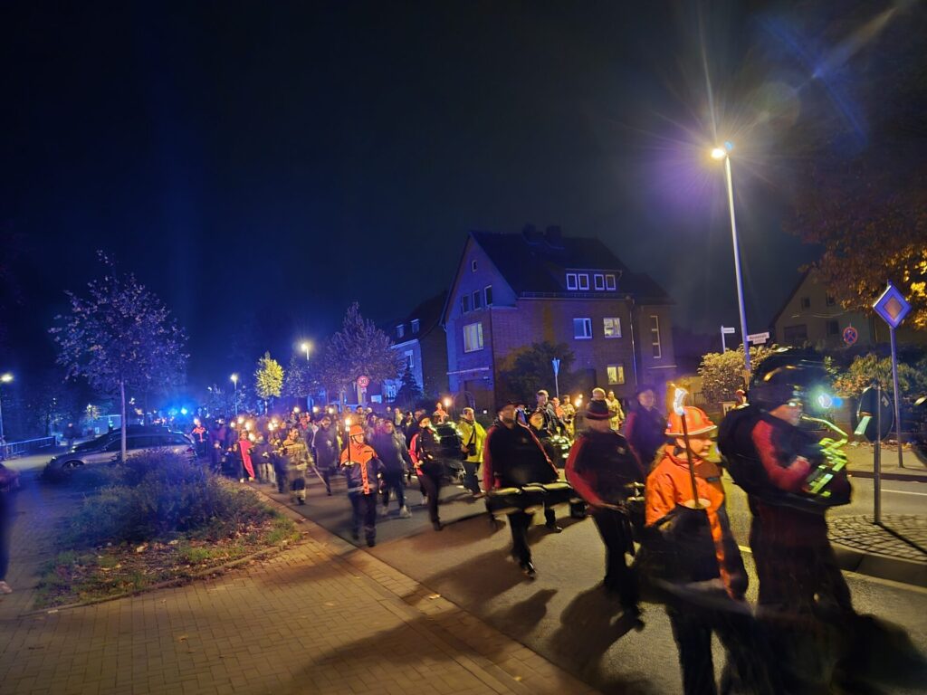 Feuerwehr Lehrte - 20251031 180951