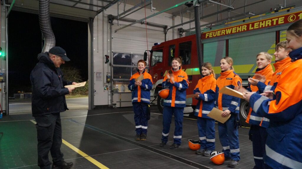 Feuerwehr Lehrte - jugendflamme jf 5