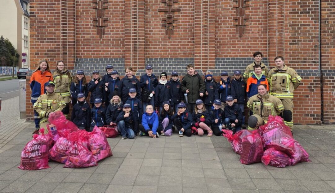 Gruppenfoto Jugend - und Kinderfeuerwehr