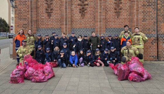 Gruppenfoto Jugend - und Kinderfeuerwehr