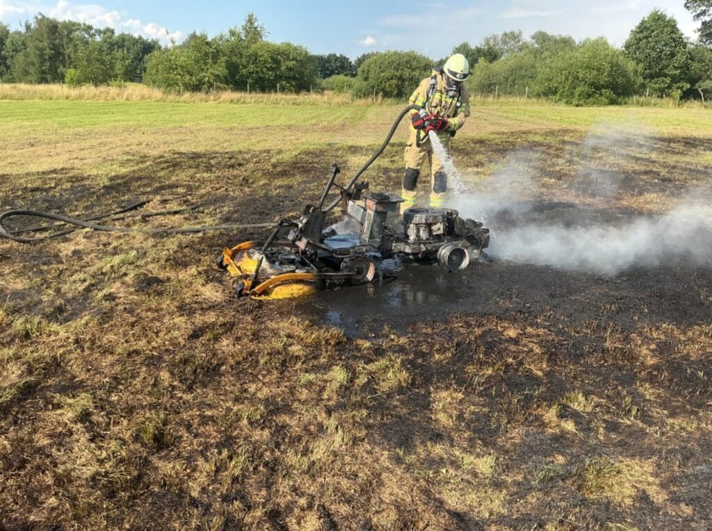Feuerwehr Lehrte - 20260717 bi1 arpke aufsitzmaeher 2